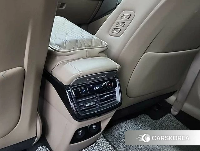 Kia K8 Hybrid 2023 Черный из Кореи, фото 4