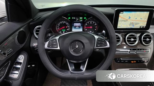Mercedes-Benz C-Class W205 2018 Белый из Кореи, фото 4