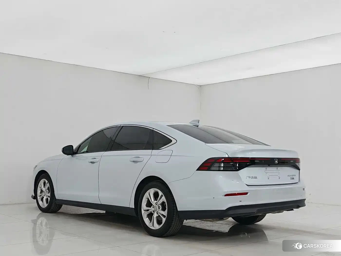 Honda Accord 2023 Белый из Китая, фото 4