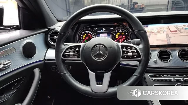 Mercedes-Benz E-Class W213 2020 Белый из Кореи, фото 4