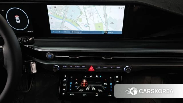 Hyundai Grandeur (GN7) 2024 Серебристо-серый из Кореи, фото 4