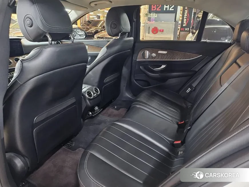 Mercedes-Benz E-Class W213 2018 Белый из Кореи, фото 4