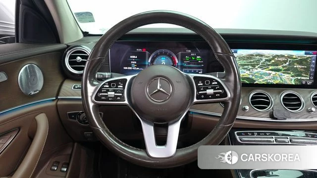 Mercedes-Benz E-Class W213 2020 Серебряный из Кореи, фото 4