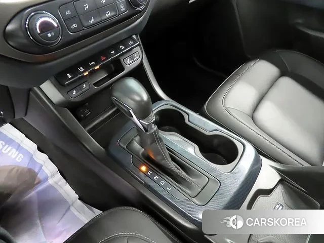 Chevrolet (GM Daewoo) Real New Colorado 2022 Черный из Кореи, фото 4