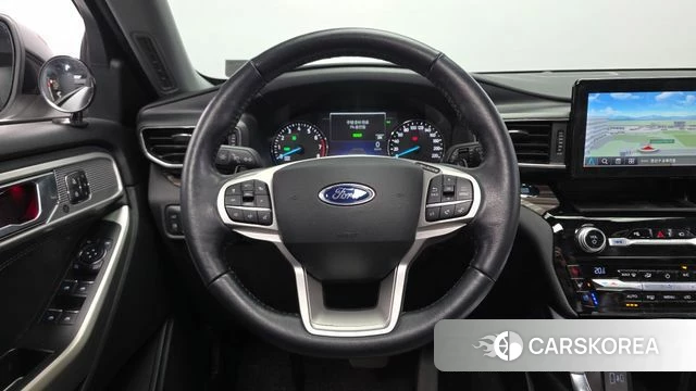 Ford Explorer 6th Generation 2021 Белый из Кореи, фото 4