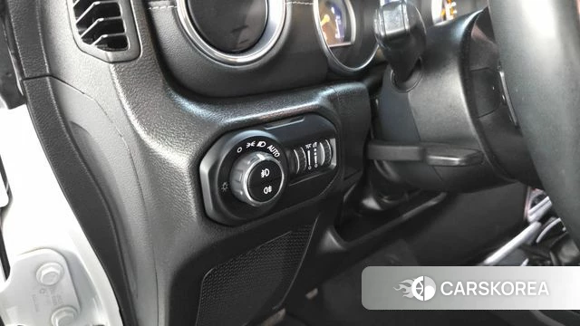 Jeep Wrangler (JL) 2022 Белый из Кореи, фото 4