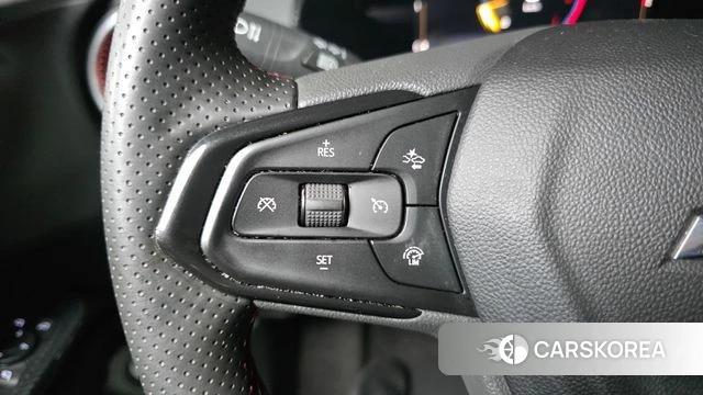 Chevrolet (GM Daewoo) Trax Crossover 2023 Белый из Кореи, фото 4