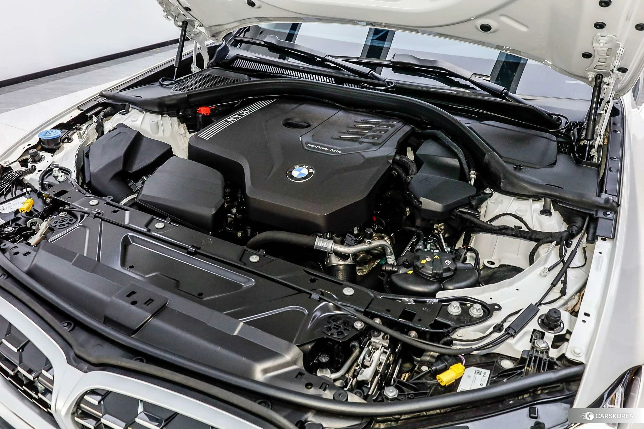 BMW 3 series 2024 Белый из Китая, фото 4