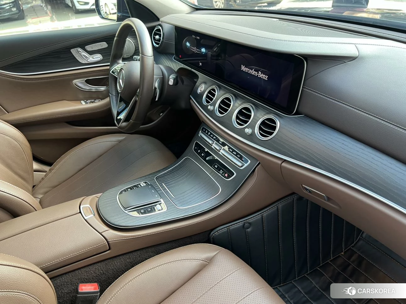 Mercedes-Benz E-class 2021 Черный из Китая, фото 4
