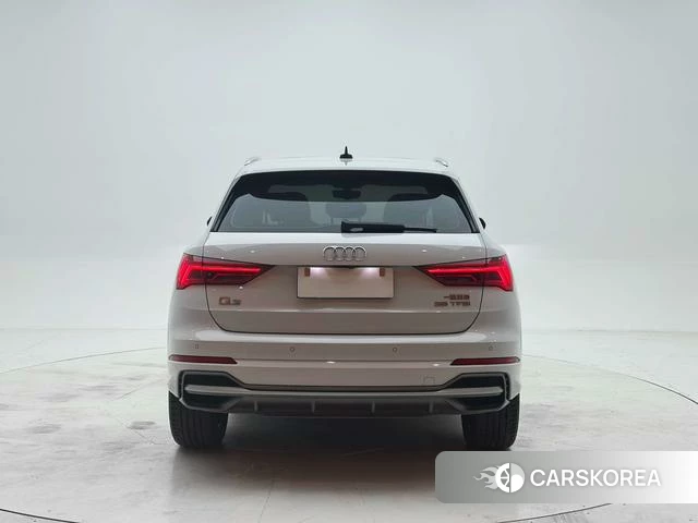 Audi Q3 2021 Белый из Китая, фото 4