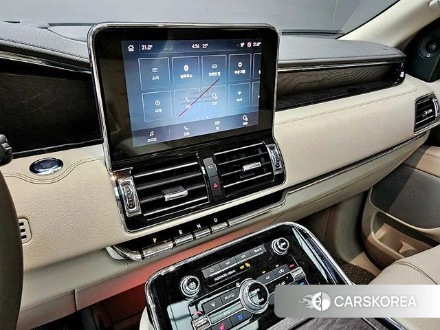 Lincoln Navigator 4th generation 2021 Белый из Кореи, фото 4