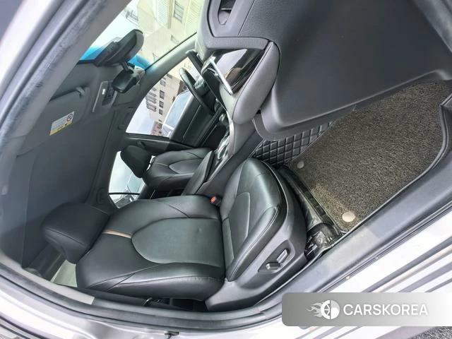 Toyota Camry 2022 Шампань из Китая, фото 4