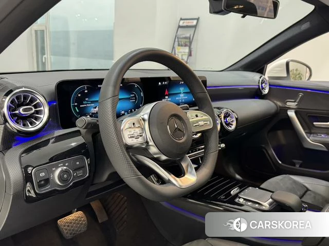 Mercedes-Benz Class A 2020 Белый из Китая, фото 4