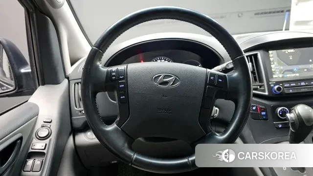 Hyundai The New Grand Starex 2018 Серебристо-серый из Кореи, фото 4