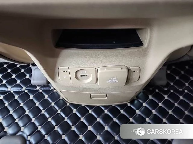 Kia The New Carnival 2018 Белый из Кореи, фото 4