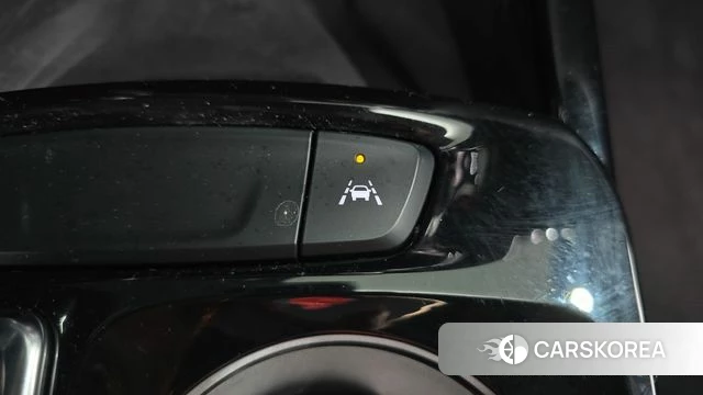 Chevrolet (GM Daewoo) Trax Crossover 2023 Белый из Кореи, фото 4