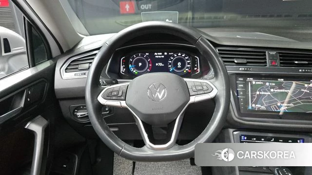 Volkswagen Tiguan Allspace 2022 Белый из Кореи, фото 4