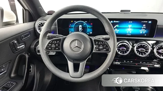 Mercedes-Benz A-Class W177 2020 Белый из Кореи, фото 4
