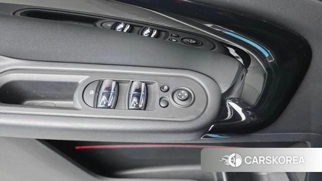 Mini Cooper Countryman 2021 Серебряный из Кореи, фото 4