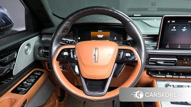 Lincoln Aviator 2nd generation 2021 Серый из Кореи, фото 4