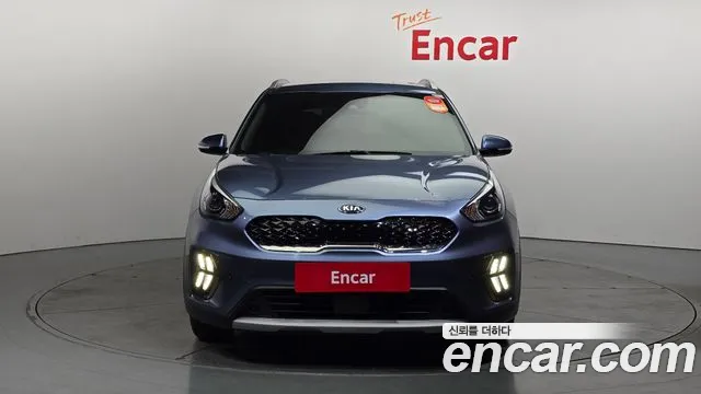 Kia The New Niro 2019 Светло-серебряный цвет из Кореи, фото 4