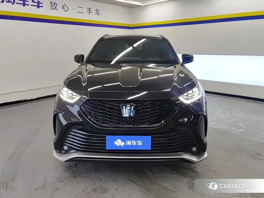 Toyota Crown 2023 Черный из Китая, фото 4