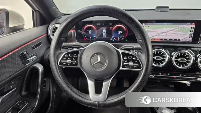 Mercedes-Benz A-Class W177 2020 Белый из Кореи, фото 4