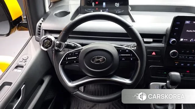 Hyundai Staria 2022 Желтый из Кореи, фото 4