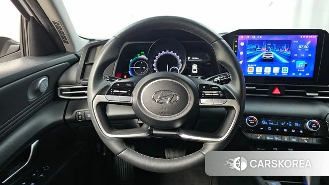 Hyundai Avante Hybrid (CN7) 2023 Белый из Кореи, фото 4