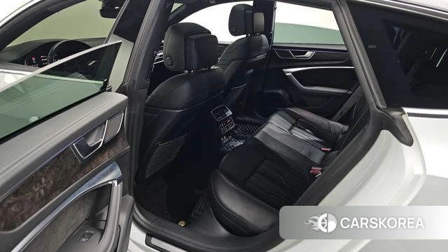 Audi A7 (4K) 2020 Белый из Кореи, фото 4