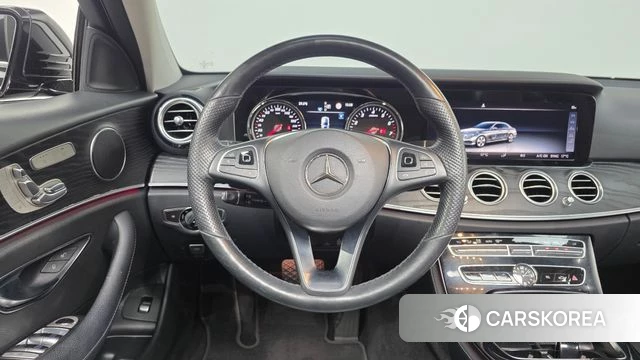 Mercedes-Benz E-Class W213 id 4525947 из Кореи 4