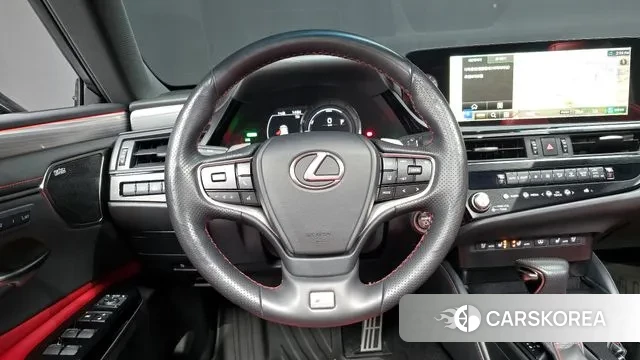 Lexus ES300h 7th generation 2023 Черный из Кореи, фото 4