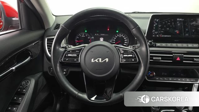 Kia Seltos 2022 Красный из Кореи, фото 4
