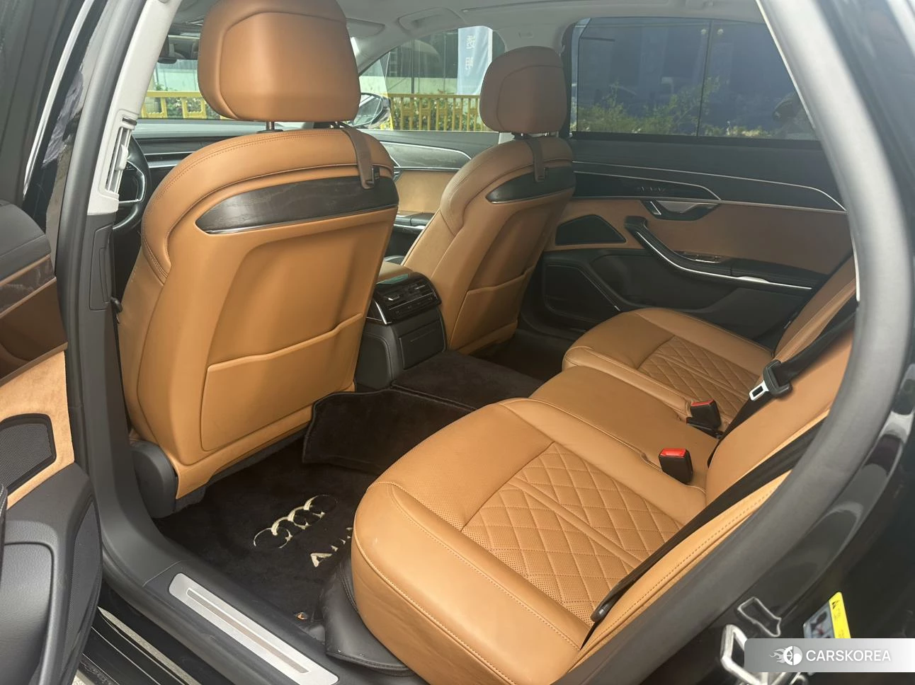 Audi A8 2023 Черный из Китая, фото 4
