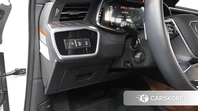 Audi A6 (C8) 2023 Белый из Кореи, фото 4