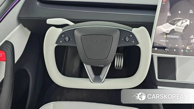 Tesla Model Y 2025 Белый из Кореи, фото 4