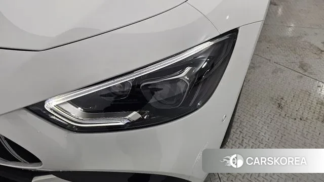 Mercedes-Benz AMG GT 2024 Белый из Кореи, фото 4