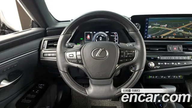 Lexus ES300h 7th generation 2023 Черный из Кореи, фото 4