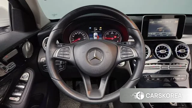 Mercedes-Benz C-Class W205 2018 Белый из Кореи, фото 4