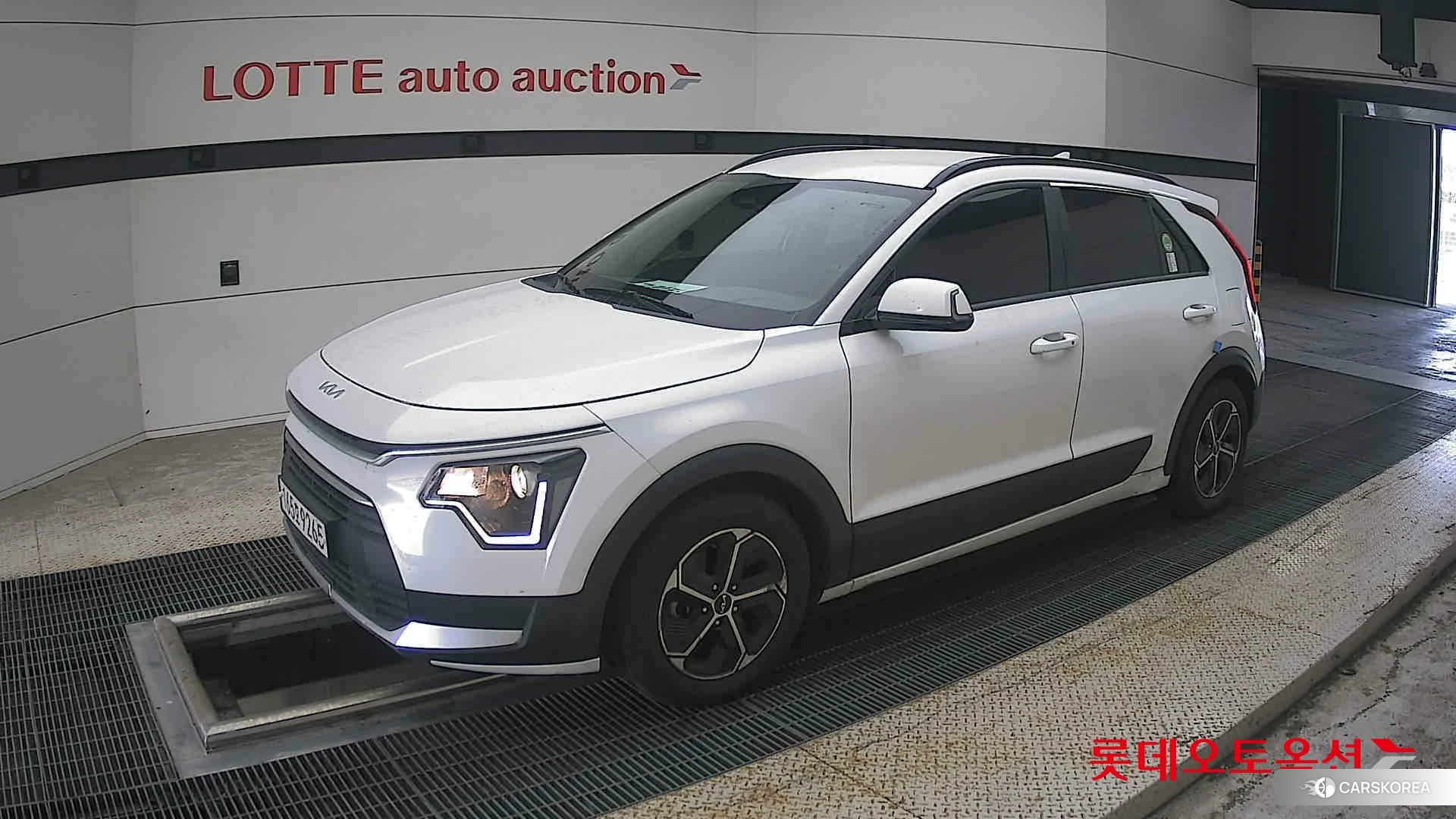 Kia Niro Hybrid 2022 Snow White Pearl (optional) из Кореи, фото 4