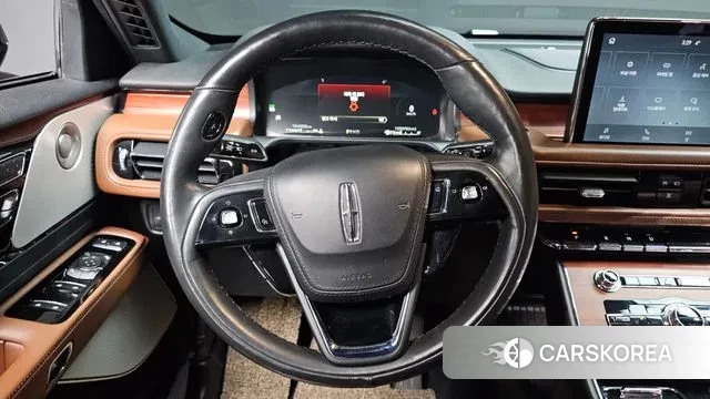 Lincoln Aviator 2nd generation 2021 Черный из Кореи, фото 4