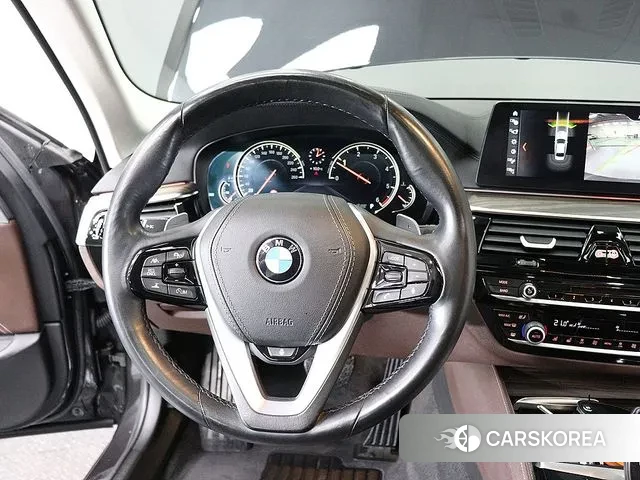 BMW 5 Series (G30) 2018 Серый из Кореи, фото 4