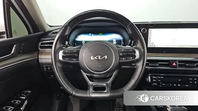 Kia K5 3rd generation 2023 Белый из Кореи, фото 4