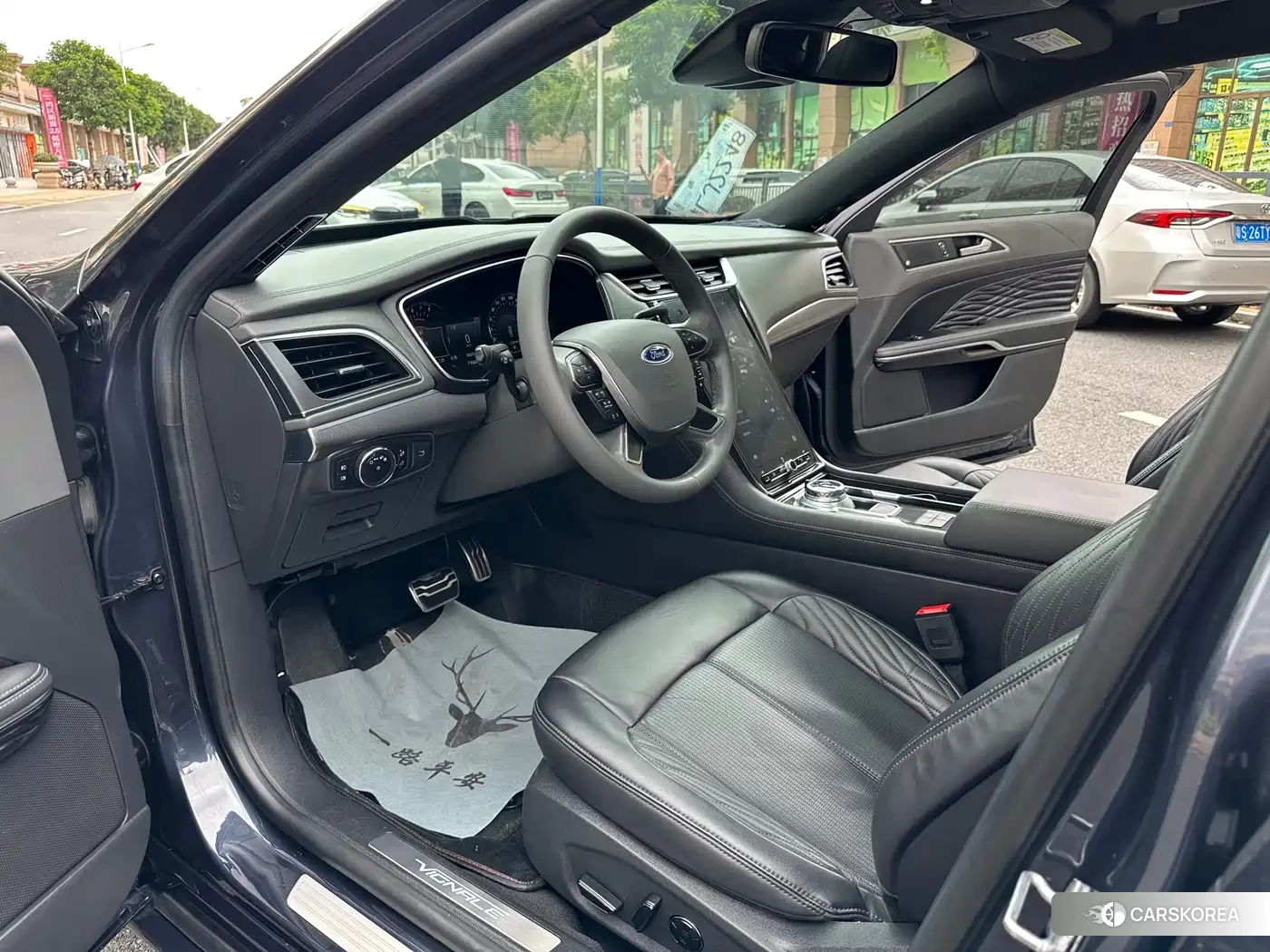 Ford Taurus 2021 Silver/gray из Китая, фото 4
