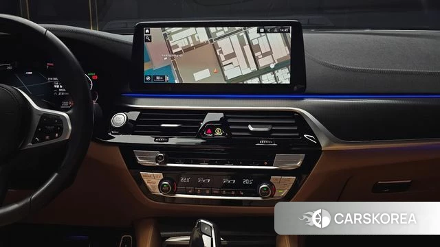 BMW 5 Series (G30) 2022 Белый из Кореи, фото 4