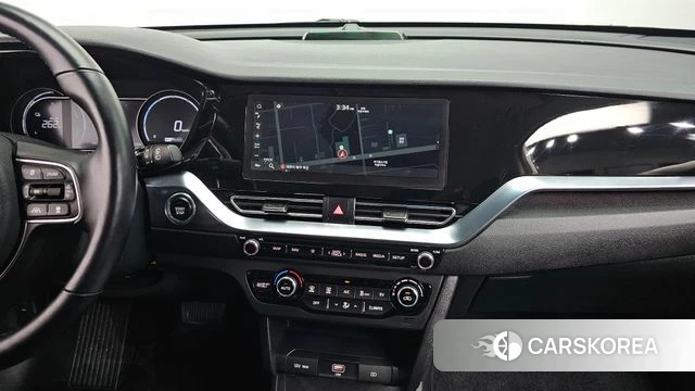 Kia Niro Plus 2023 Белый из Кореи, фото 4
