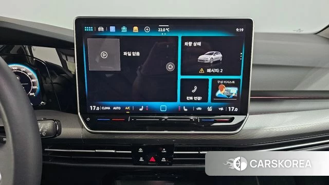 Volkswagen Golf 8th Generation 2025 Серебристо-серый из Кореи, фото 4