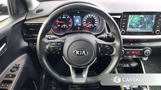 Kia Stonic 2018 Синий из Кореи, фото 4