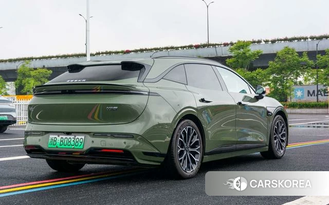 Extremely krypton ZEEKR 007GT 2025 Зеленый из Китая, фото 4