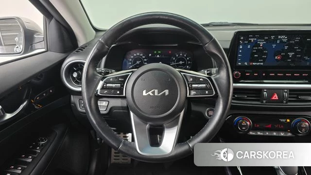 Kia The New K3 2nd generation 2023 Серебристо-серый из Кореи, фото 4
